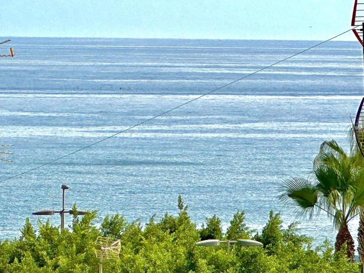 Casaflex, Bonito Atico En El Rincon De La Victoria Apartment Bagian luar foto